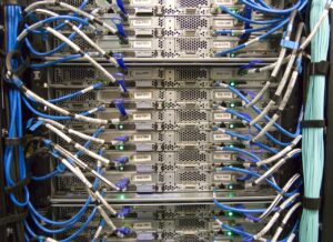How to Decide Which Server is Best for Your Business?