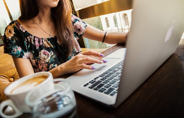 Tips to Keep Your Laptop Screen Clean to Avoid Its Repair